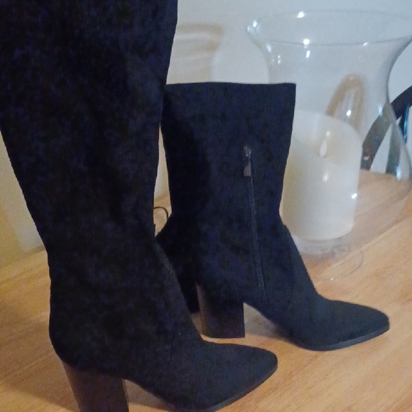 Nordstrom Black Heeled Boots Classic Suede - Picture 1 of 9